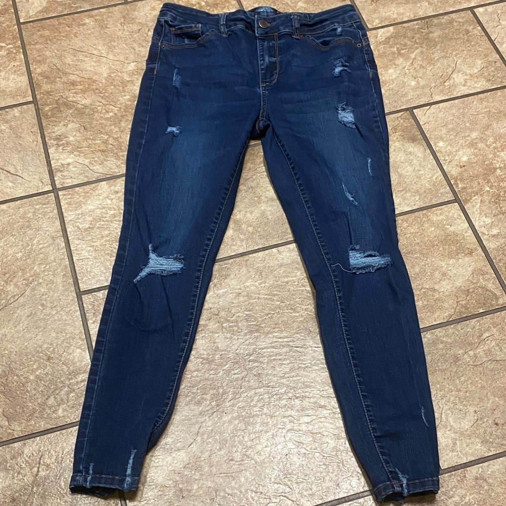 Wax Jean Dark Blue Distressed Size 9 Trendy Casual Denim Chic